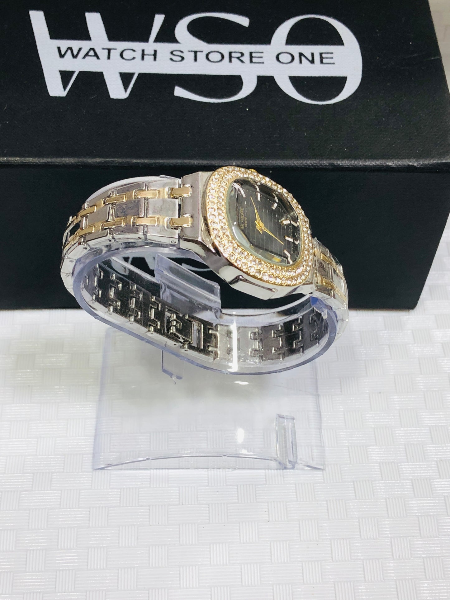 Petek philip Female totone black watch