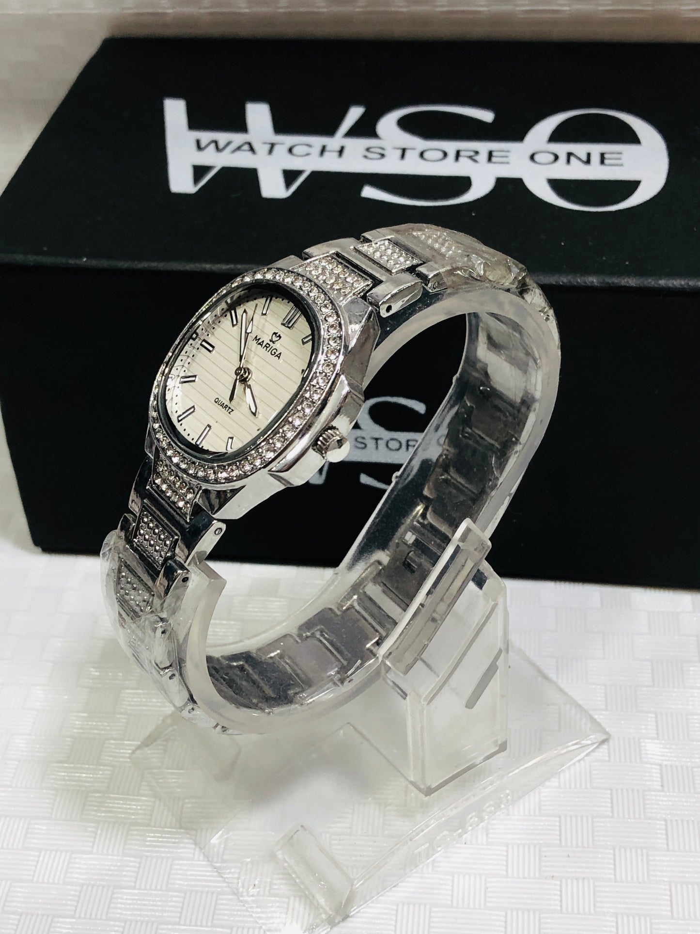 Women luxury watches Silver white