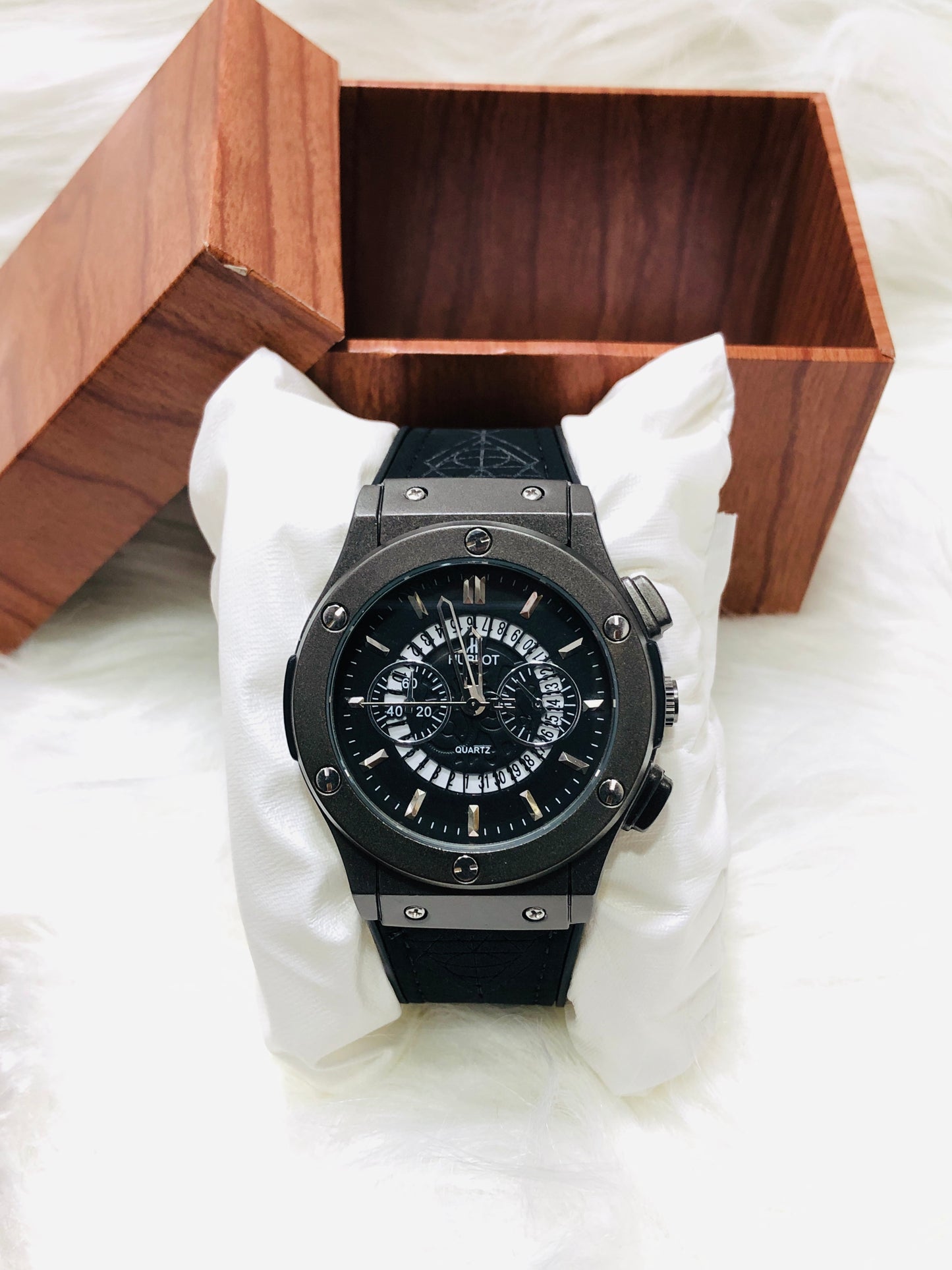 Hublot Strap Date Watch