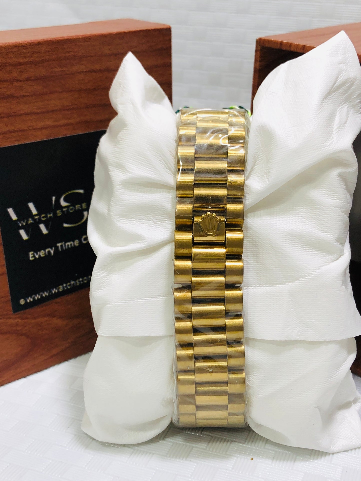 Rlx date just Quartz Full Gold