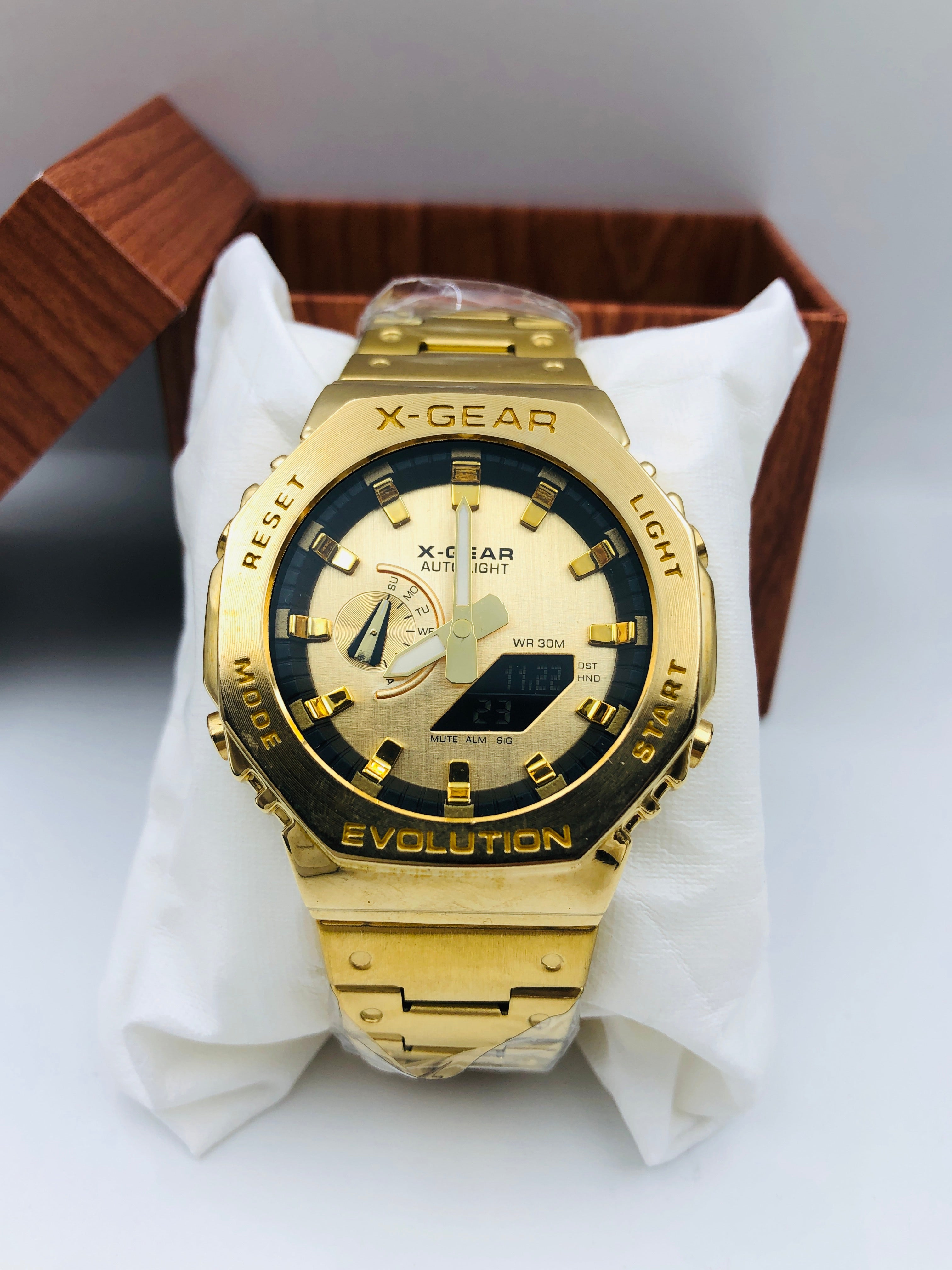 XGEAR WORLD TIME WATCH-XG2232