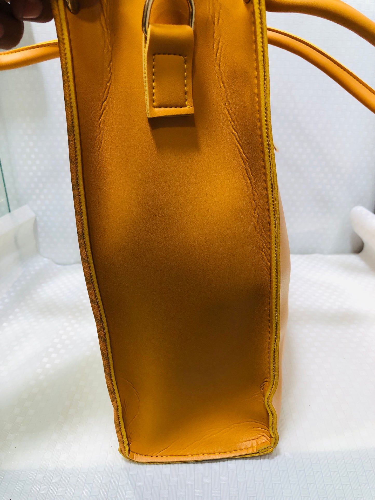 Mk Hand Bags >yellow