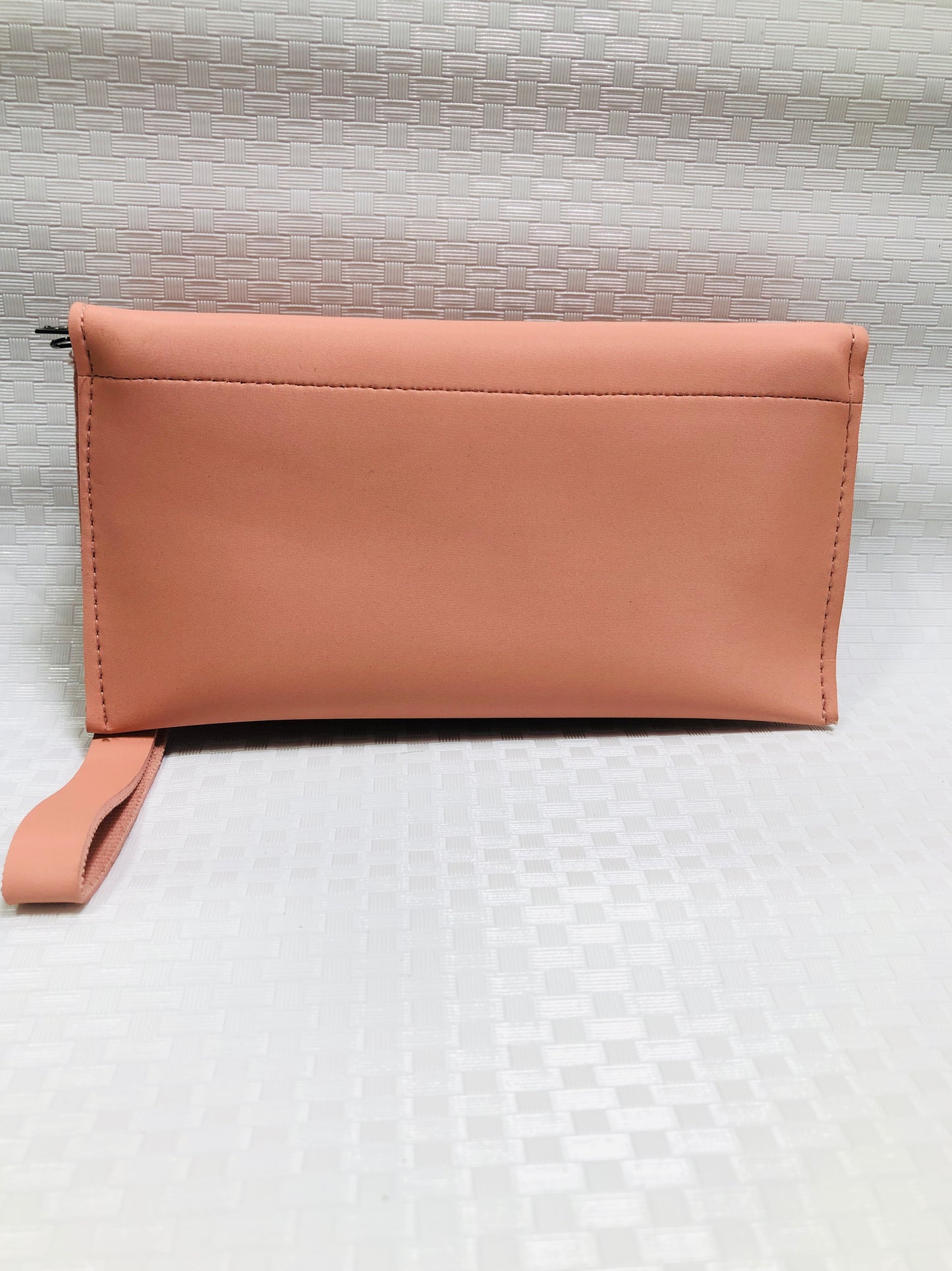 Women Hand clutch >pink