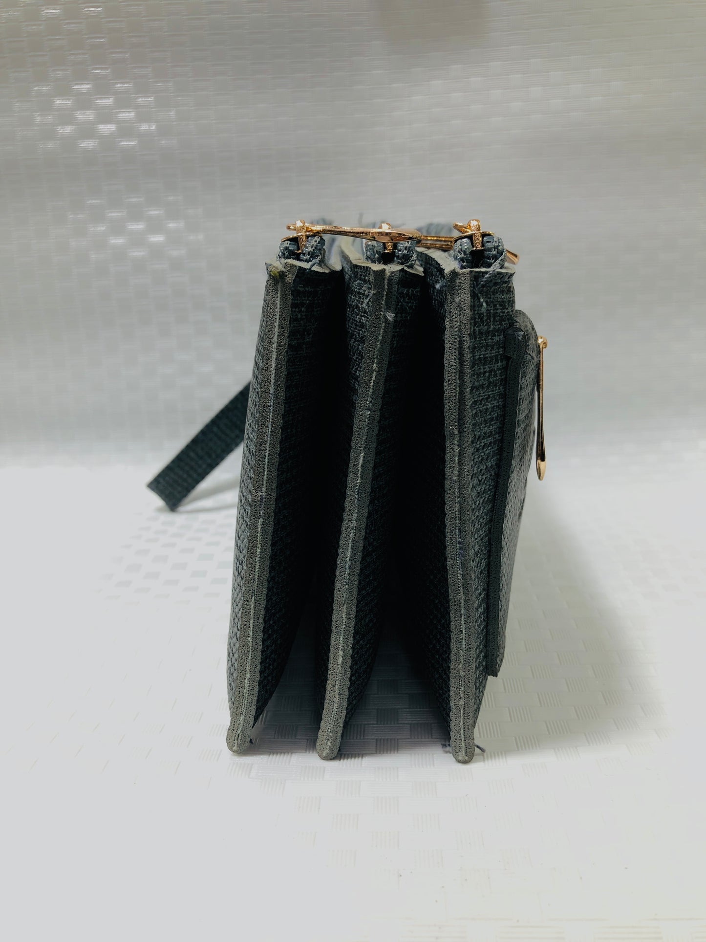 women TB hand clutch 3 zip