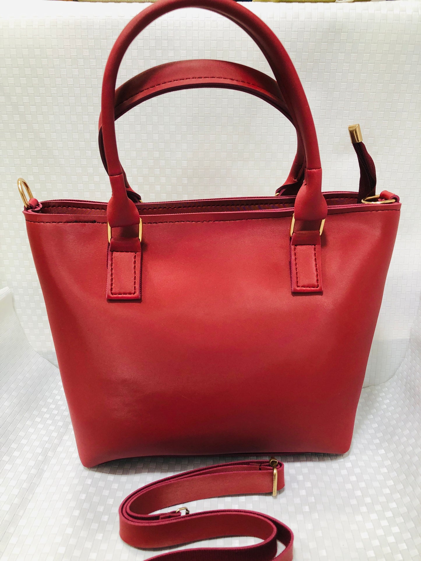 Stylish Hande Bags Mehroon