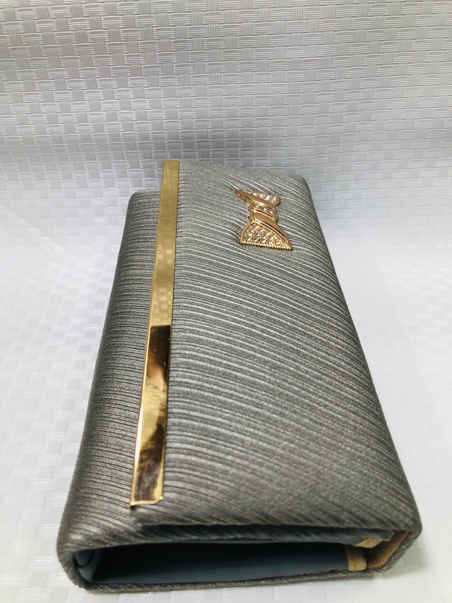 Velvet Hand Clutch >Gray