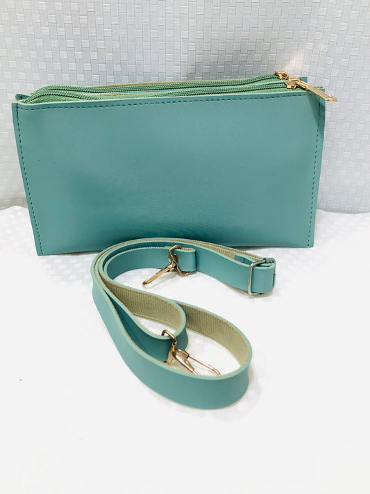 LV Hande Pouches C Green