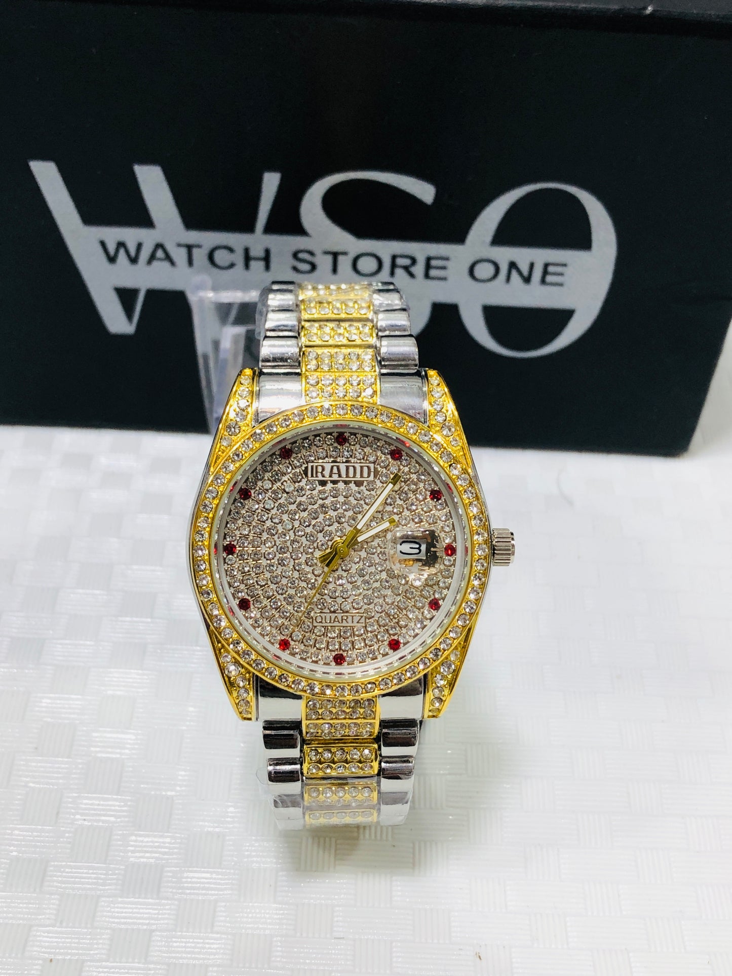 Luxury Tow Tone Iced-Out Men’s Wrist Watch – Fully Diamond-Styled Quartz Timepiece 💯% water proof