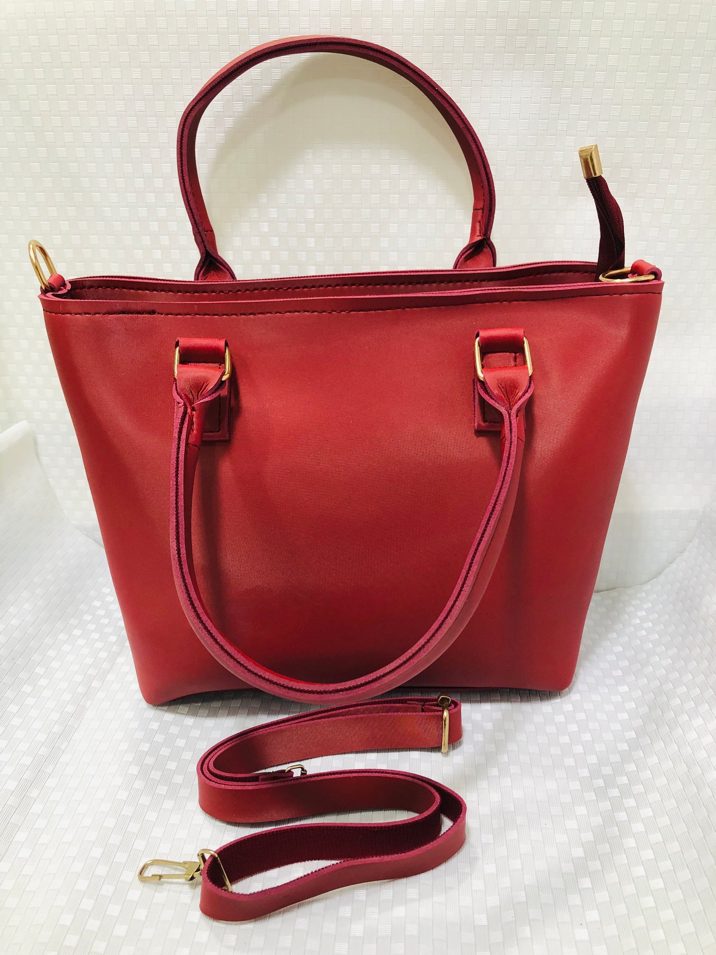 Stylish Hande Bags Mehroon