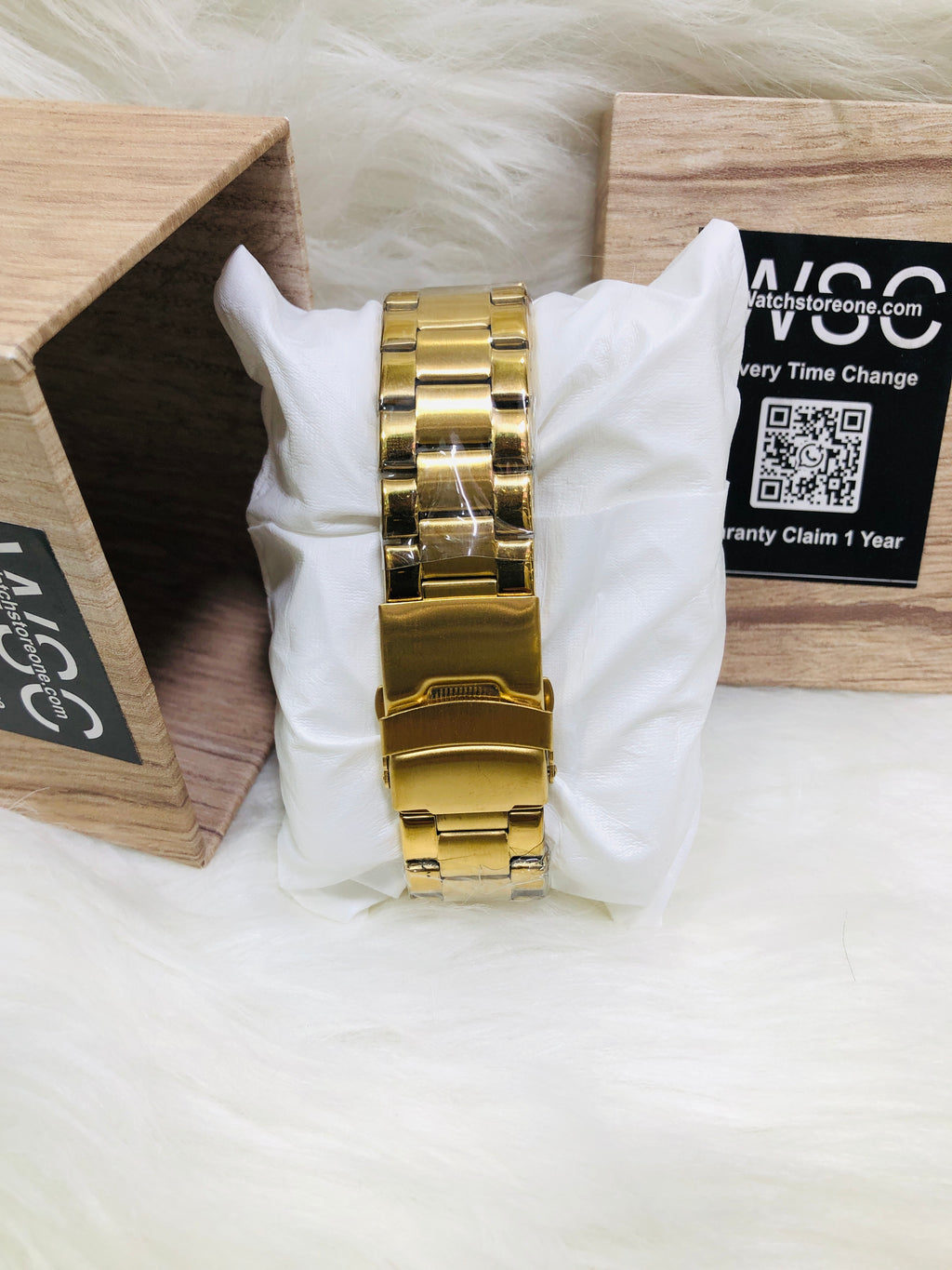 RADO EGG PREMIUM DIAMOND WATCH GOLDEN WHITE WATER 💦 PROOF 100%