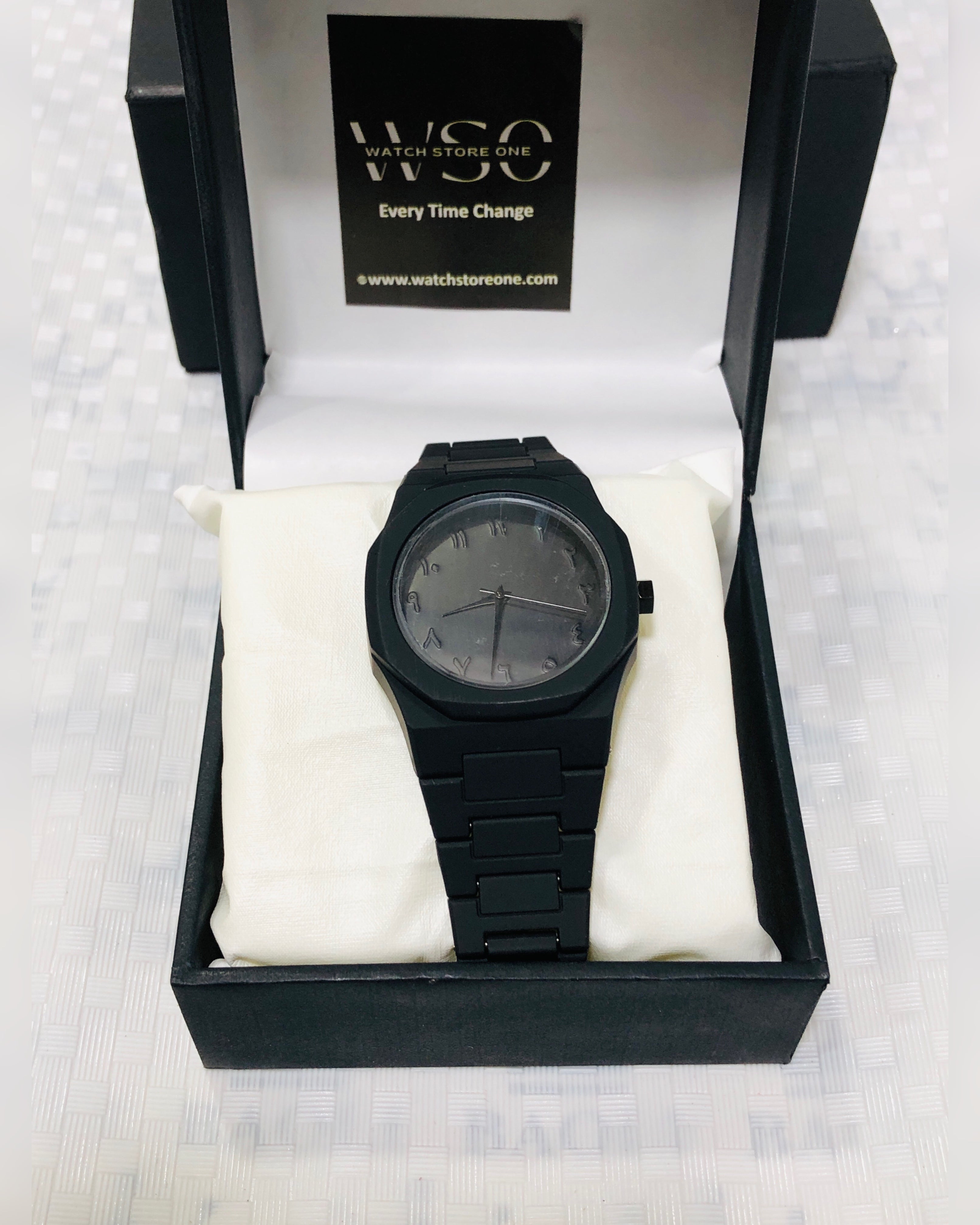 BLACK ORA WATCH