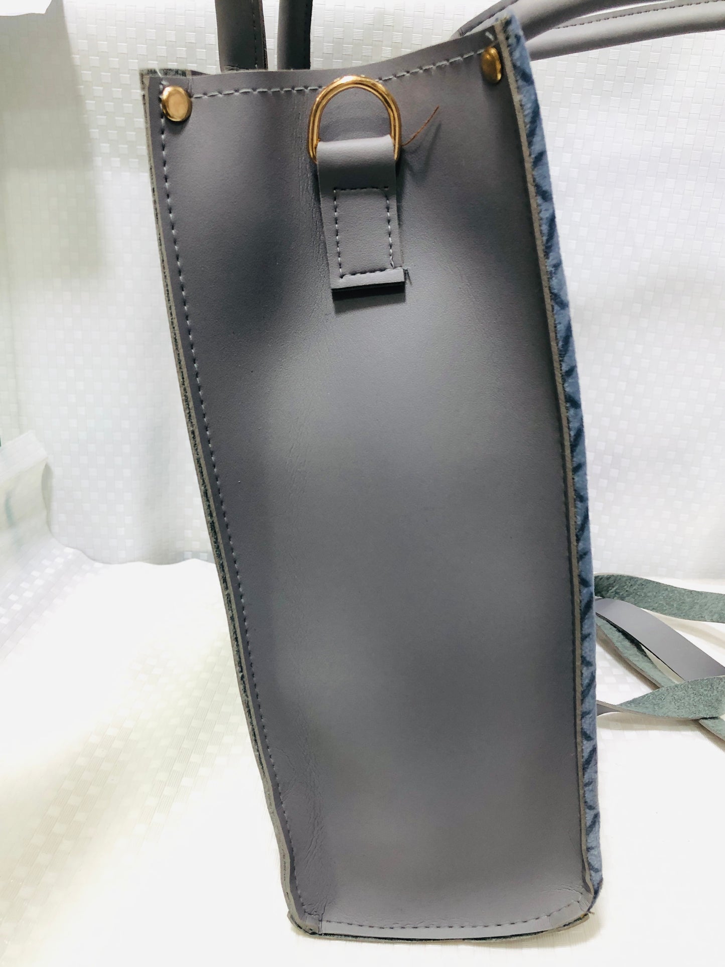 MK hand Bags>Gray