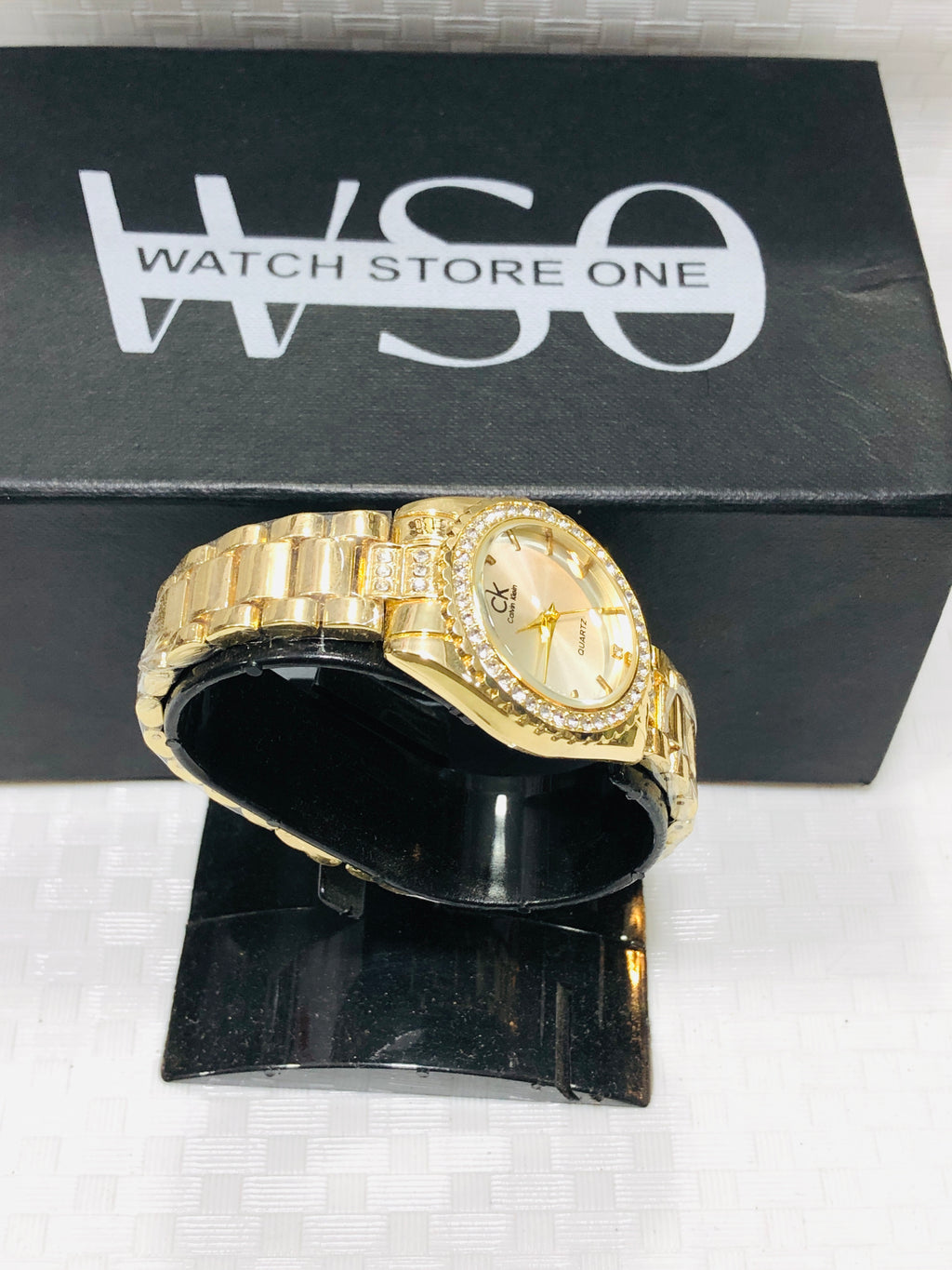 Rlx women watch Gold white