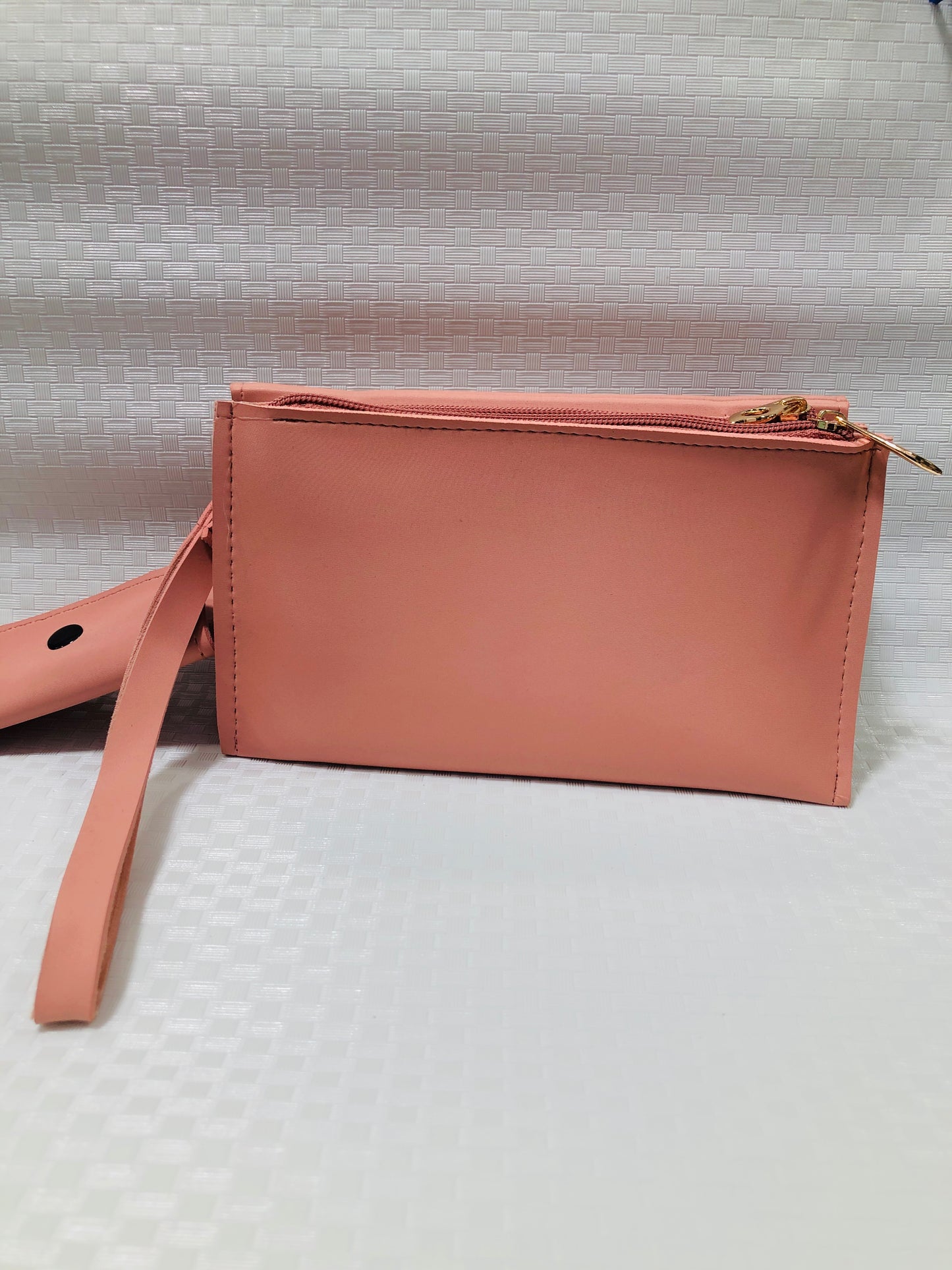 Chanel Hand Clutch > Pink